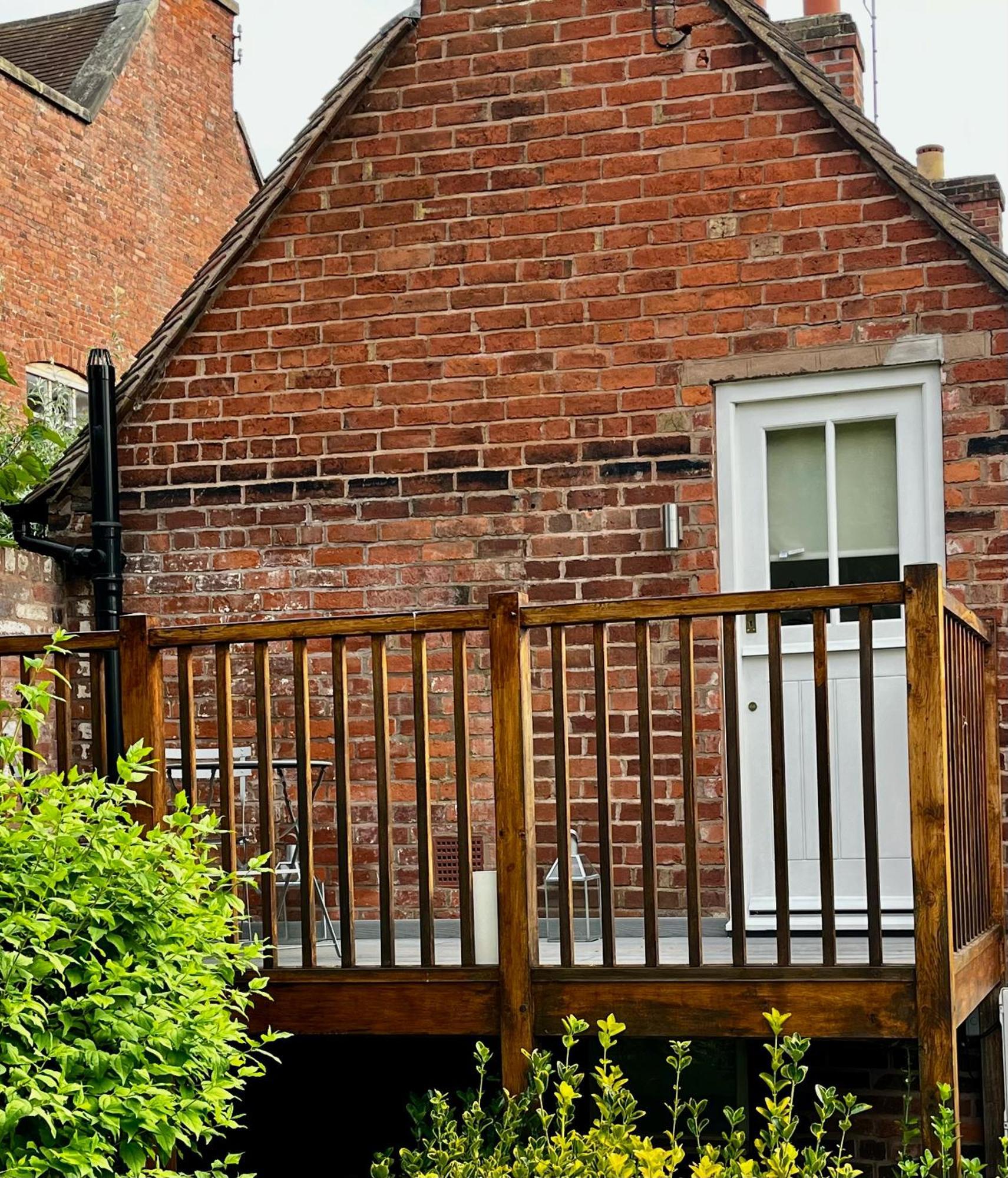 Flower Cottage By Ludlow Castle With Onsite Parking Εξωτερικό φωτογραφία