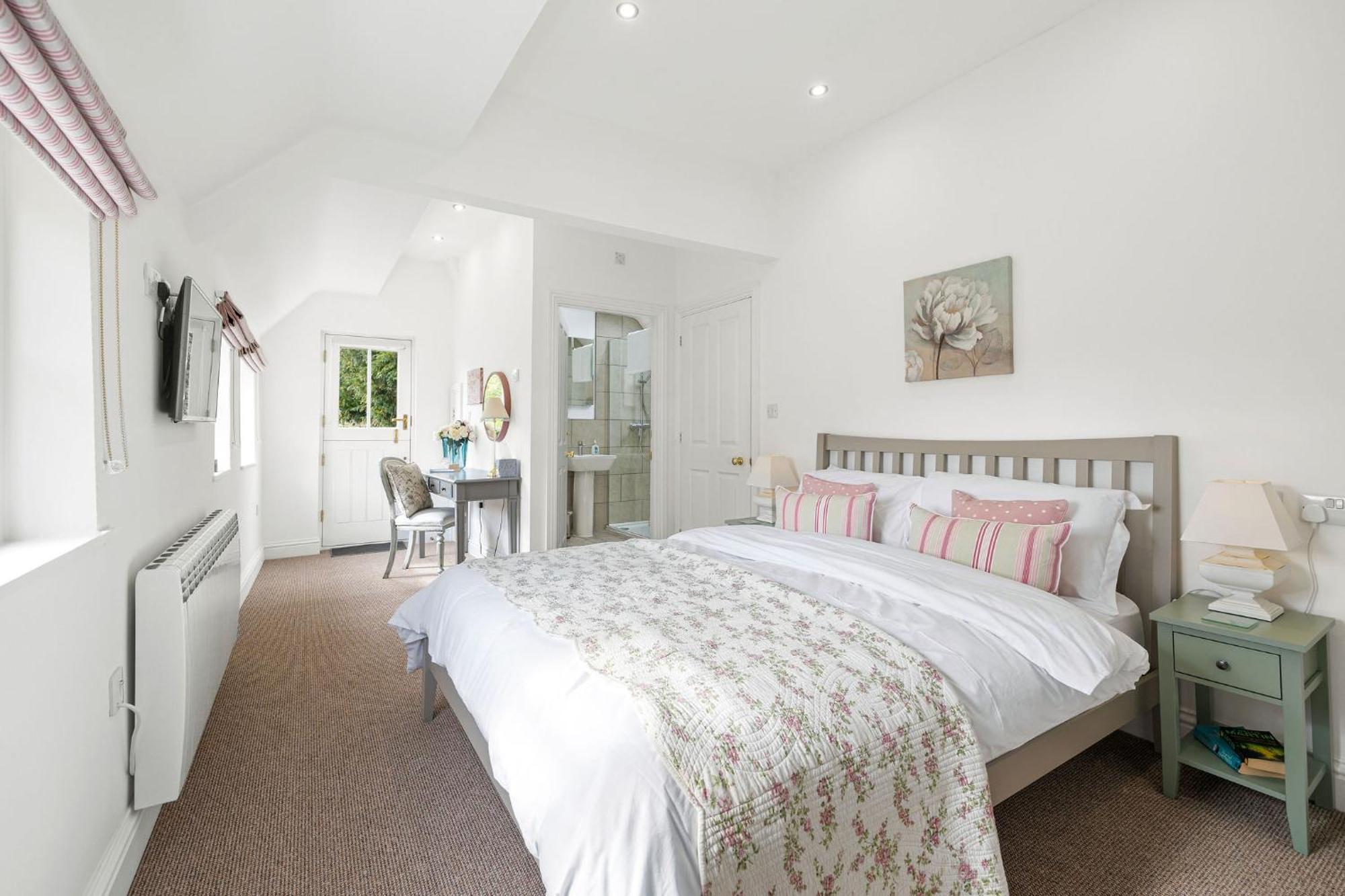 Flower Cottage By Ludlow Castle With Onsite Parking Εξωτερικό φωτογραφία